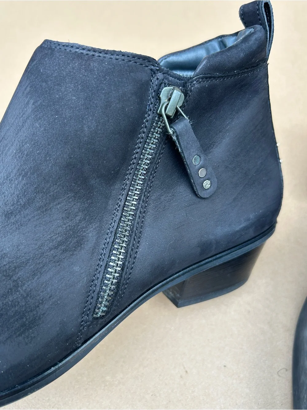 Paul Greene Munchen Suede Ankle booties Studded Black Women’s 7 Double Zip